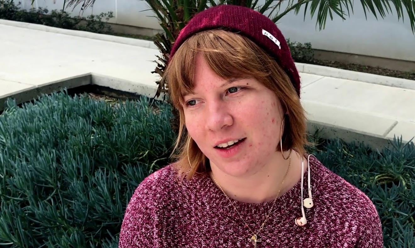 The Desert Does Not Forgive a Shadow